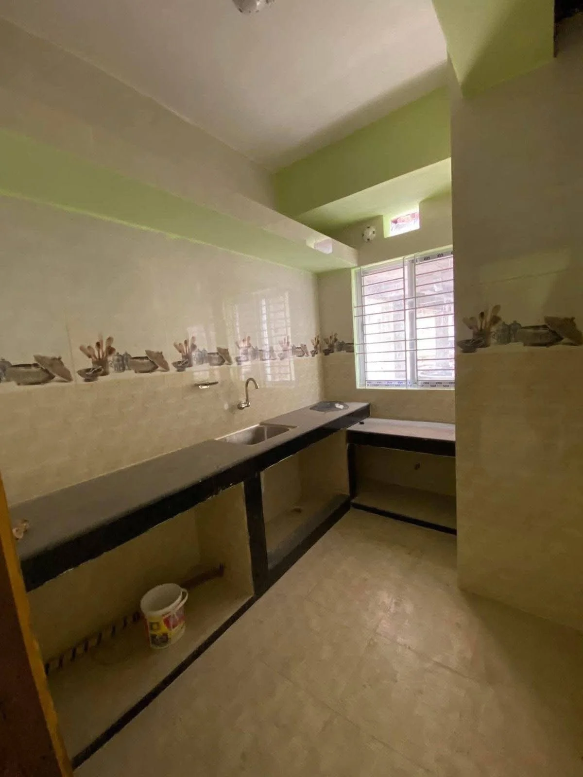 Rent Flat / Apartment at Bashabo in Dhaka - Image 4
