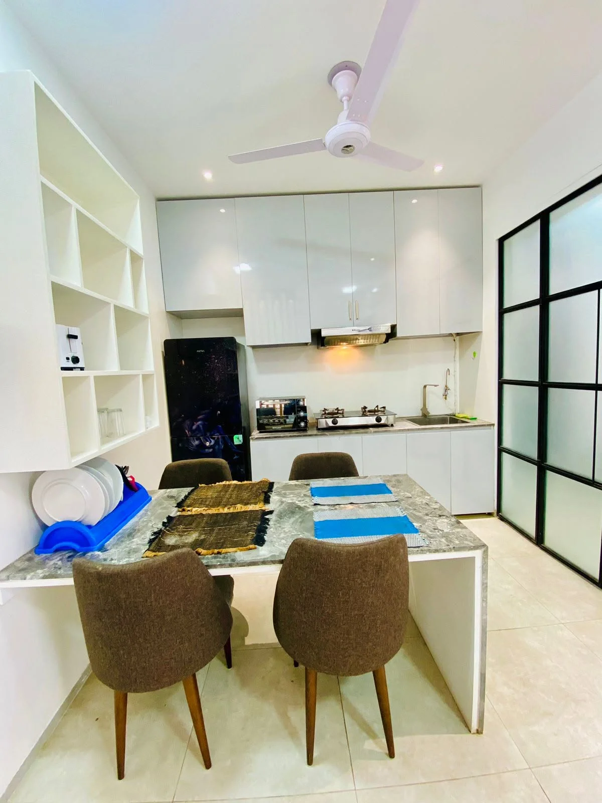 Rent Flat / Apartment at Bashundhara R/A in Dhaka - Image 3